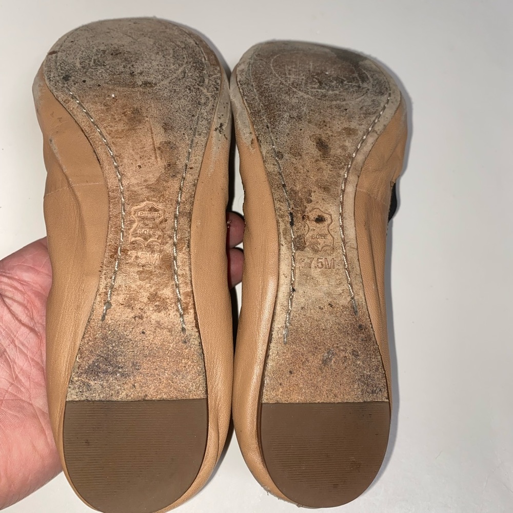 Tory Burch Tan Leather Ballet Flats With Logo Sz Women’s 7.5 M - Picture 10 of 11